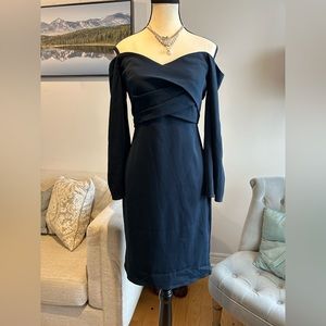 Badgley Mischka Size 4 Navy off shoulder cocktail/ midi dress